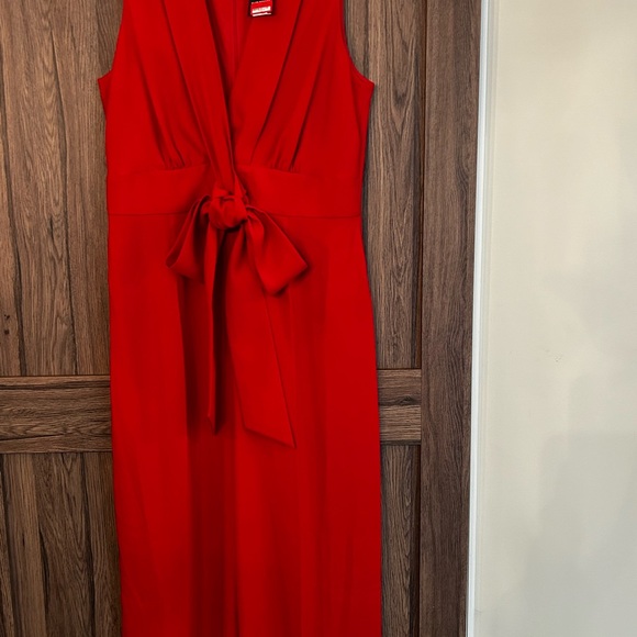 Elegant Red Sleeveless Pantsuit - Club Monaco - Picture 1 of 4
